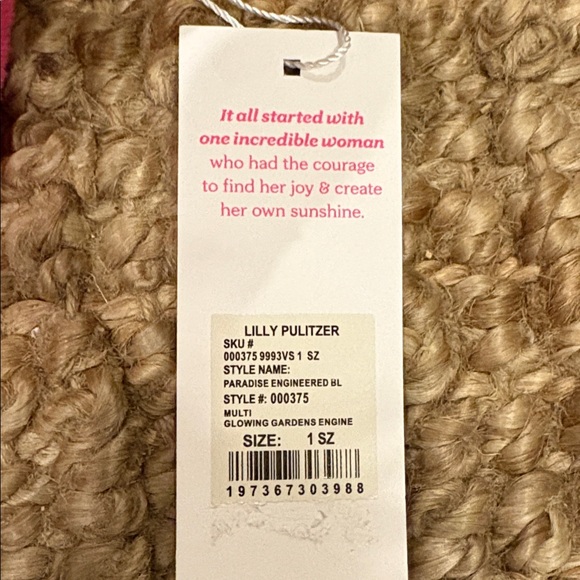 Lilly Pulitzer Paradise Engineered Blanket nwt - Picture 2 of 3